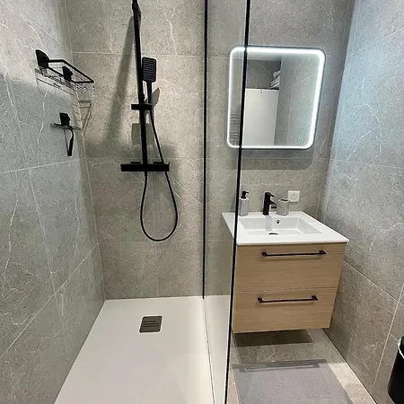 Le Bouton D'or Sur Appartement Sanary-sur-Mer